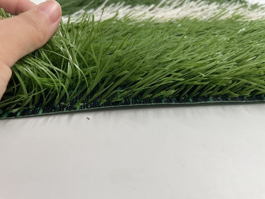 فرش چمن مصنوعی با اندازه 5/8 اینچی برای زمین فوتبال