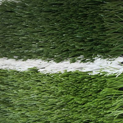 15000 بخیه / مربع متر تراکم زمین فوتبال علف مصنوعی طراحی شده برای بازیکنان فوتبال
